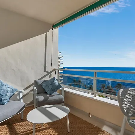 Front With Pool Marbella