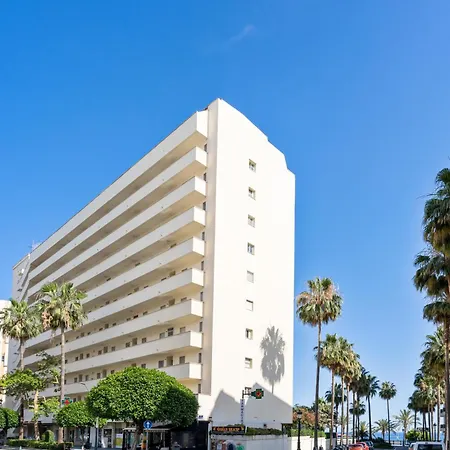 Front With Pool Apartment Marbella